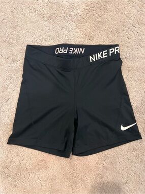 Nike Pro Women's Black Athletic Shorts